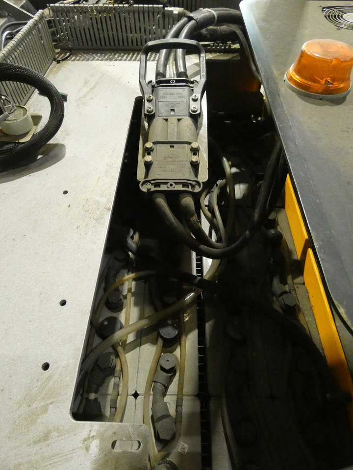 Still MX-X - Vychystávací vozík: obrázek 4 Still MX-X - Vychystávací vozík: obrázek 4