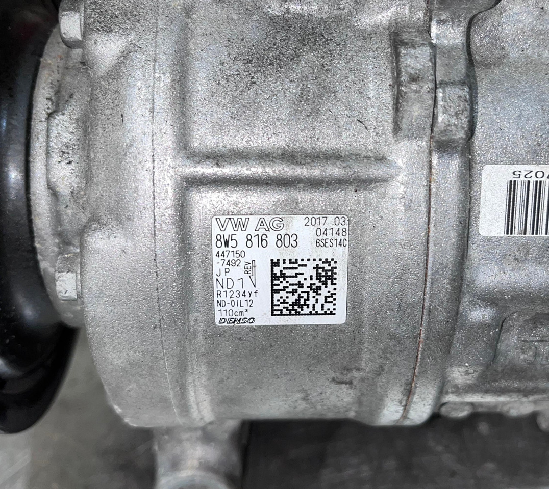 AUDI A/C Compressor 8W5816803 - Kompresor klimatizace: obrázek 1 AUDI A/C Compressor 8W5816803 - Kompresor klimatizace: obrázek 1
