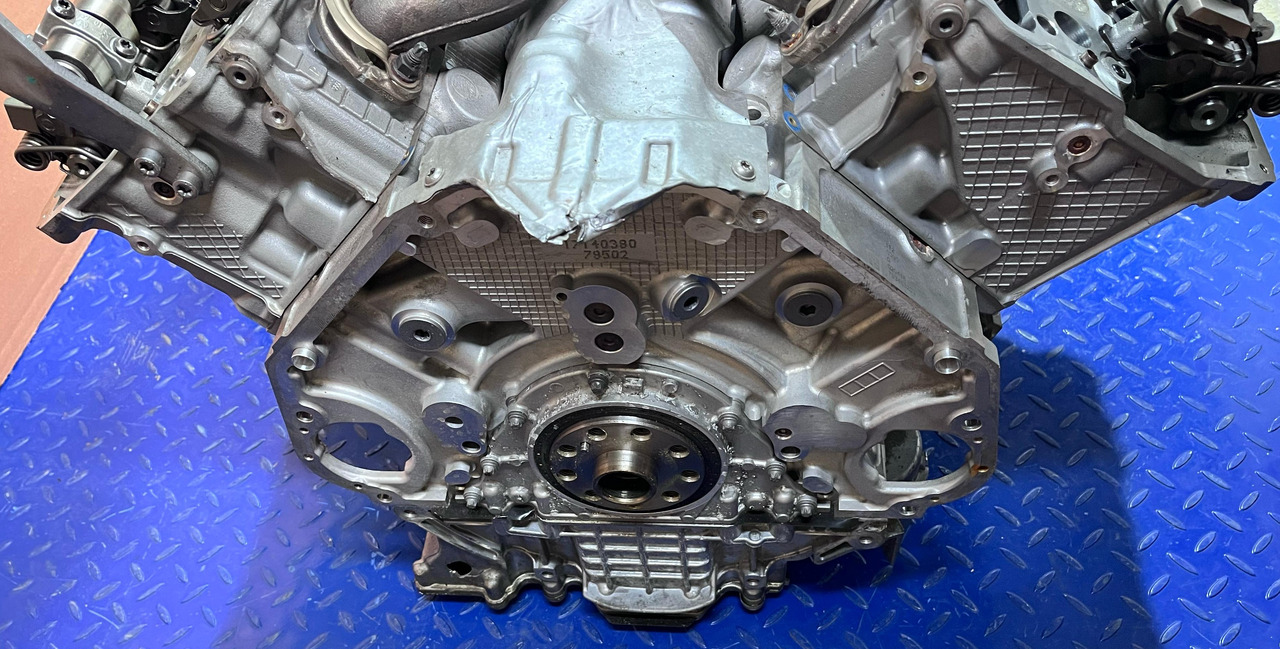 BMW Motor N63B44D Euro 6 - Motor a díly pro Jiná technika: obrázek 2 BMW Motor N63B44D Euro 6 - Motor a díly pro Jiná technika: obrázek 2