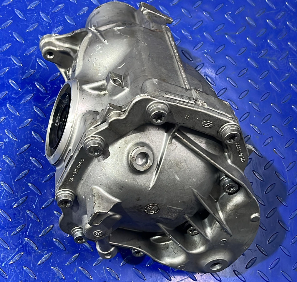 BMW Rear Differential xDrive 8643137-01 - Transmise: obrázek 1 BMW Rear Differential xDrive 8643137-01 - Transmise: obrázek 1