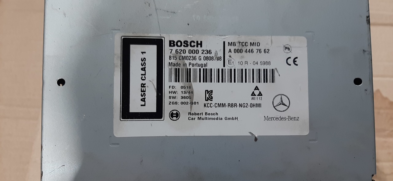 BOSCH / REXROTH Mercedes Actros MP4 CD Player A0004467662 - Kabina a interiér pro Nákladní auto: obrázek 3 BOSCH / REXROTH Mercedes Actros MP4 CD Player A0004467662 - Kabina a interiér pro Nákladní auto: obrázek 3