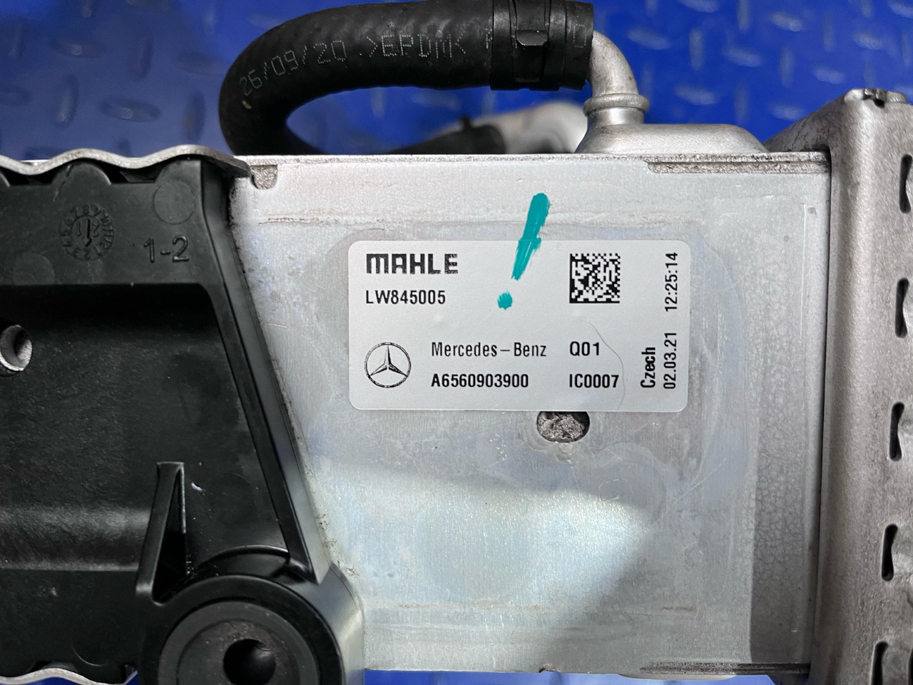 MAHLE Mercedes Benz A6560903900 - Intercooler: obrázek 5 MAHLE Mercedes Benz A6560903900 - Intercooler: obrázek 5