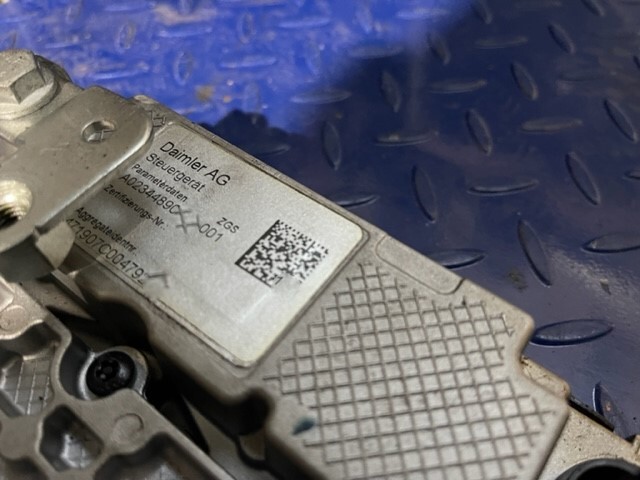 Mercedes A0074462440 ZGS001 - Řídicí blok pro Nákladní auto: obrázek 2 Mercedes A0074462440 ZGS001 - Řídicí blok pro Nákladní auto: obrázek 2