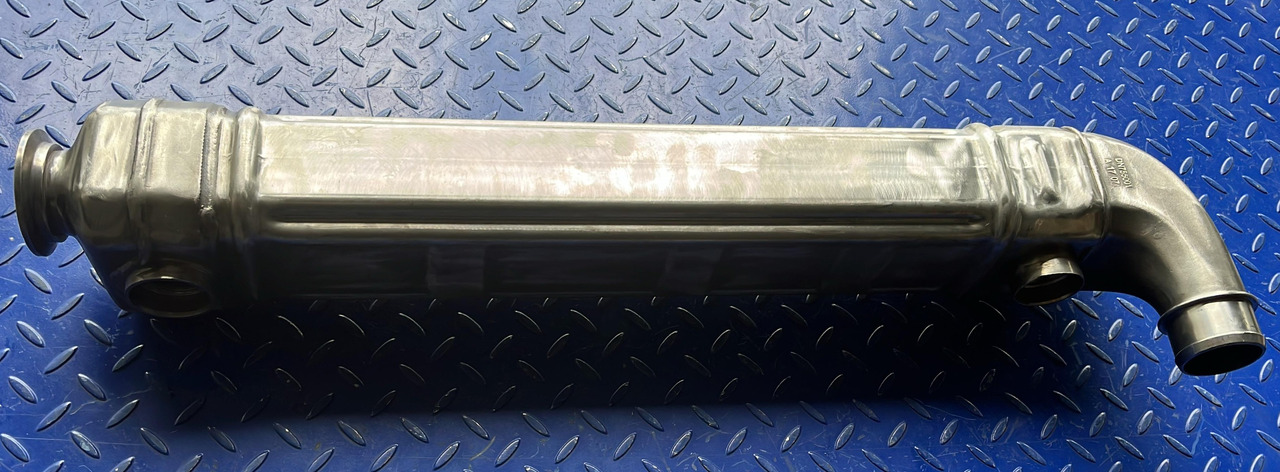 Mercedes Actros Arocs OM473 EGR Cooler A4731400575 - Chladič EGR pro Nákladní auto: obrázek 2 Mercedes Actros Arocs OM473 EGR Cooler A4731400575 - Chladič EGR pro Nákladní auto: obrázek 2