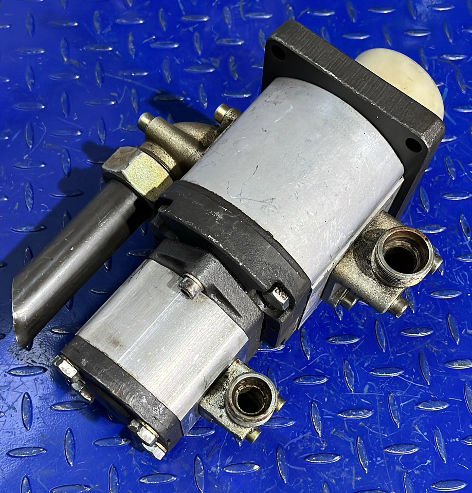 REXROTH BOSCH Hydraulic Pump 0510768007(1517222311) - Hydraulické čerpadlo: obrázek 2 REXROTH BOSCH Hydraulic Pump 0510768007(1517222311) - Hydraulické čerpadlo: obrázek 2