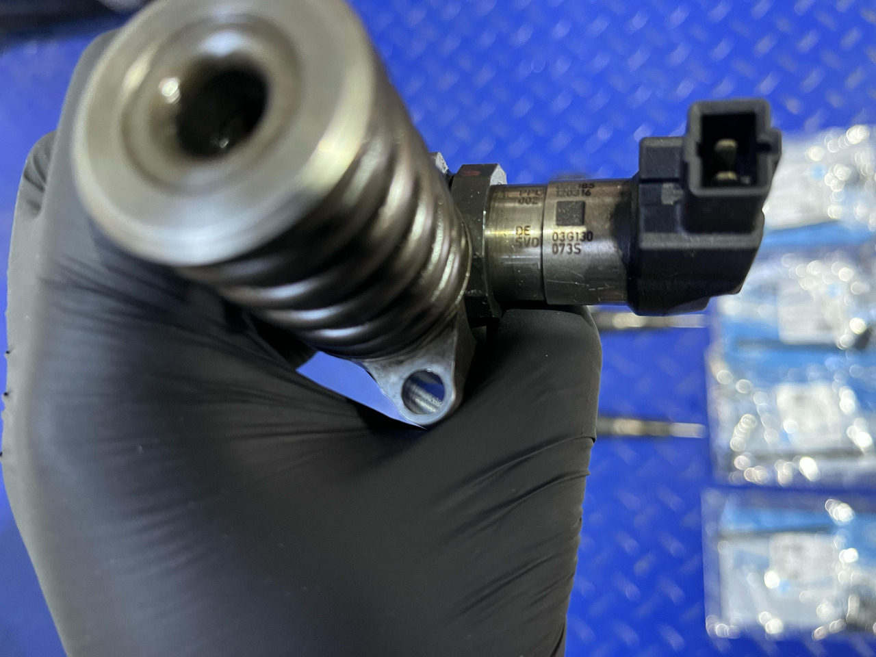Nový Injektor VW Injector VW Passat B6: obrázek 6