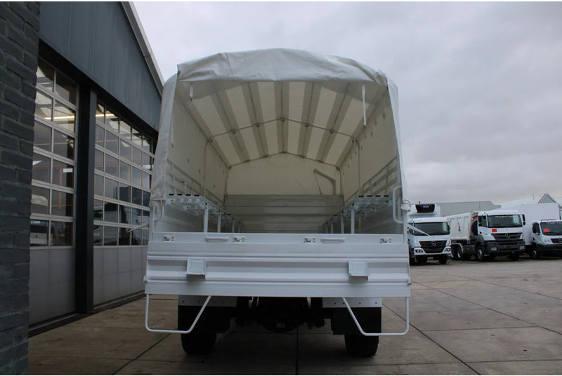 Mercedes-Benz Arocs 1836 A 4x4 Cargo Truck - Plachtový nákladní auto: obrázek 3 Mercedes-Benz Arocs 1836 A 4x4 Cargo Truck - Plachtový nákladní auto: obrázek 3