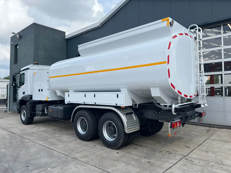 Mercedes-Benz Arocs 3340 6x6 Water Tank Truck - Cisternové vozidlo: obrázek 3 Mercedes-Benz Arocs 3340 6x6 Water Tank Truck - Cisternové vozidlo: obrázek 3