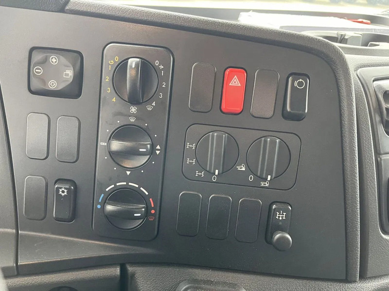 Nový Chladírenský nákladní automobil Mercedes-Benz Atego 1725 4x4 Refrigerator Truck: obrázek 17