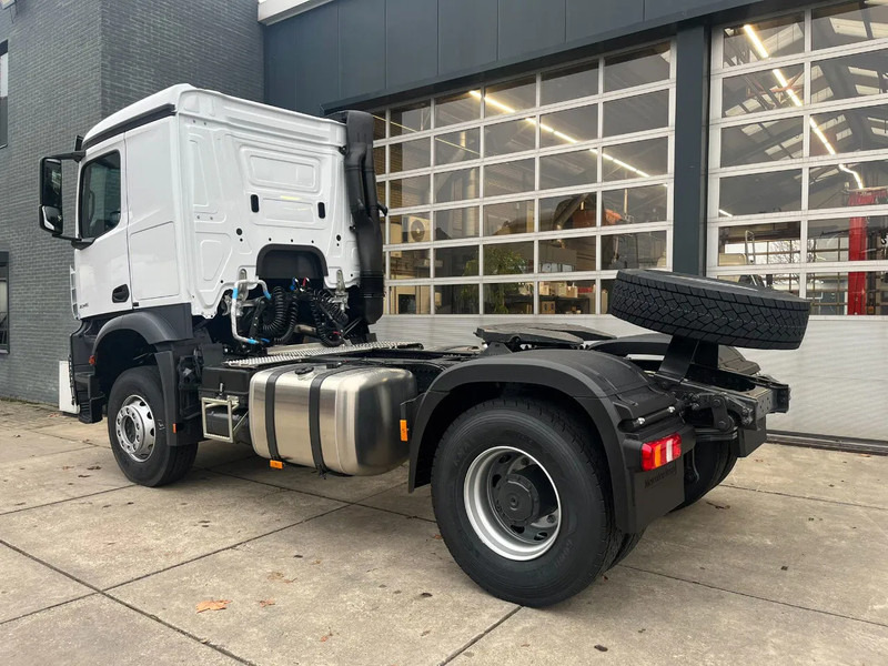 Mercedes-Benz Actros 2045 S 4x2 Tractor Head - Tahač: obrázek 3 Mercedes-Benz Actros 2045 S 4x2 Tractor Head - Tahač: obrázek 3