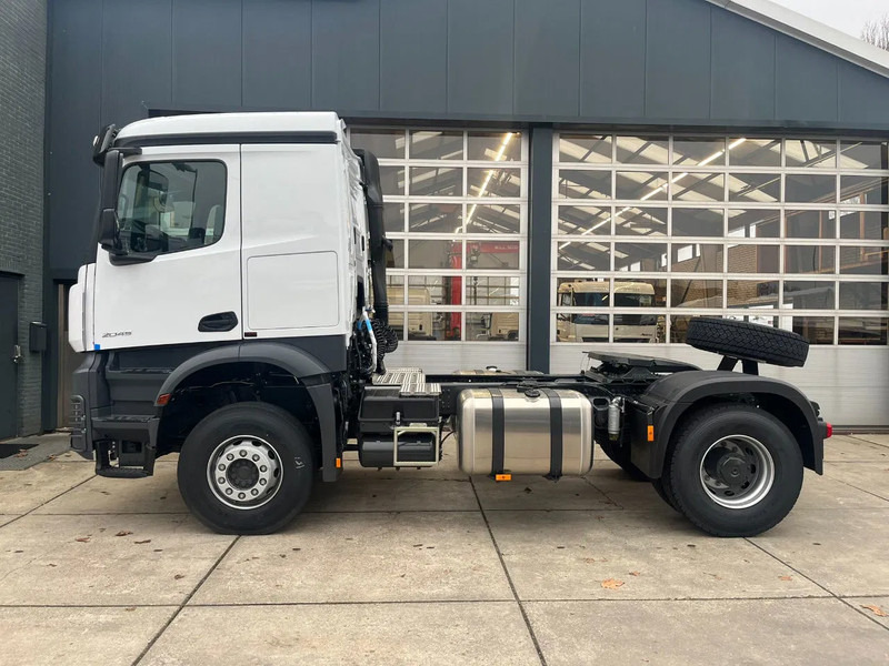 Mercedes-Benz Actros 2045 S 4x2 Tractor Head - Tahač: obrázek 2 Mercedes-Benz Actros 2045 S 4x2 Tractor Head - Tahač: obrázek 2