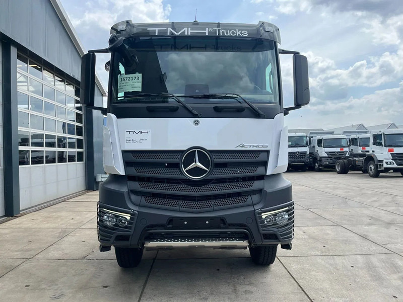 Mercedes-Benz Actros 3348 S 6x4 Tractor Head - Tahač: obrázek 2 Mercedes-Benz Actros 3348 S 6x4 Tractor Head - Tahač: obrázek 2