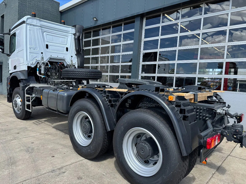Mercedes-Benz Arocs 4058 AS 6x6 Tractor Head 180T Push Pull EURO-3 - Tahač: obrázek 2 Mercedes-Benz Arocs 4058 AS 6x6 Tractor Head 180T Push Pull EURO-3 - Tahač: obrázek 2