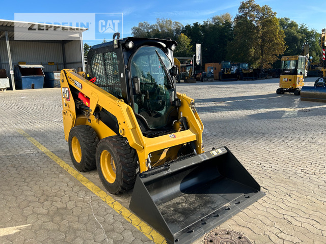 Cat 226D - Smykový nakladač: obrázek 1 Cat 226D - Smykový nakladač: obrázek 1
