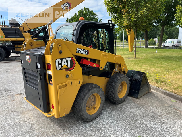 Cat 226D - Smykový nakladač: obrázek 3 Cat 226D - Smykový nakladač: obrázek 3