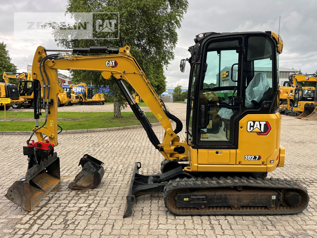 Cat 302.7CR-07 - Mini rýpadlo: obrázek 2 Cat 302.7CR-07 - Mini rýpadlo: obrázek 2
