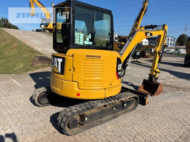 Cat 303.5ECR - Mini rýpadlo: obrázek 4 Cat 303.5ECR - Mini rýpadlo: obrázek 4