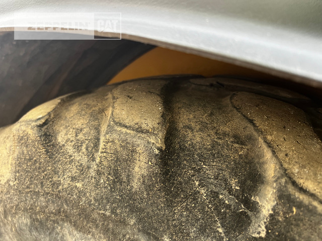 Kolový nakladač Cat 906H: obrázek 13 Kolový nakladač Cat 906H: obrázek 13