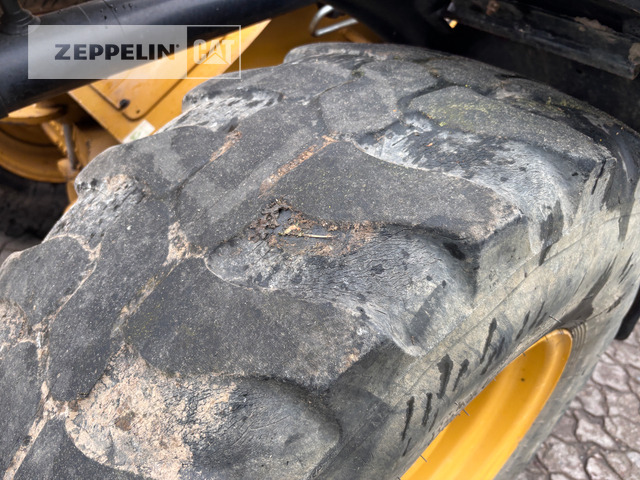 Cat 908M - Kolový nakladač: obrázek 5 Cat 908M - Kolový nakladač: obrázek 5