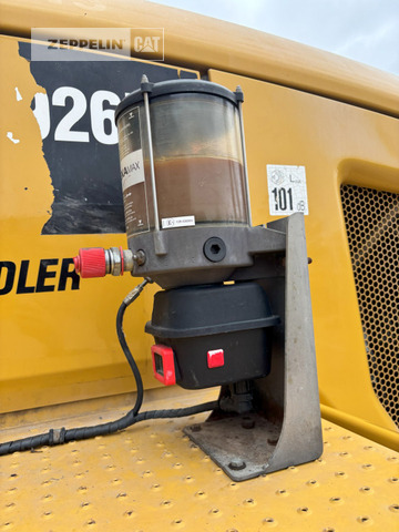 Kolový nakladač Cat 926M: obrázek 18