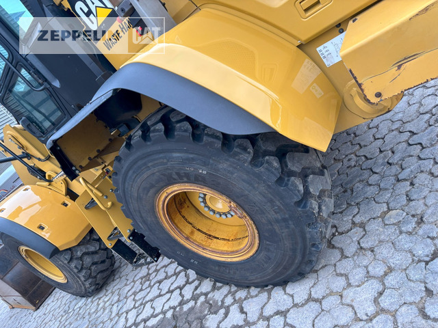 Kolový nakladač Cat 926M: obrázek 14