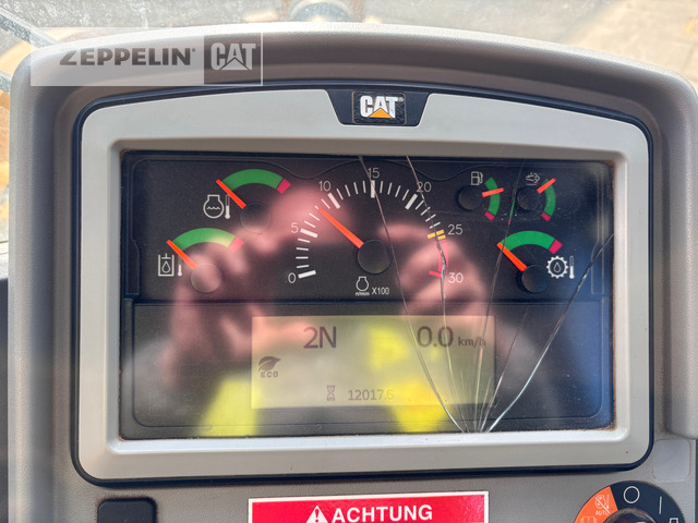 Kolový nakladač Cat 950M: obrázek 12