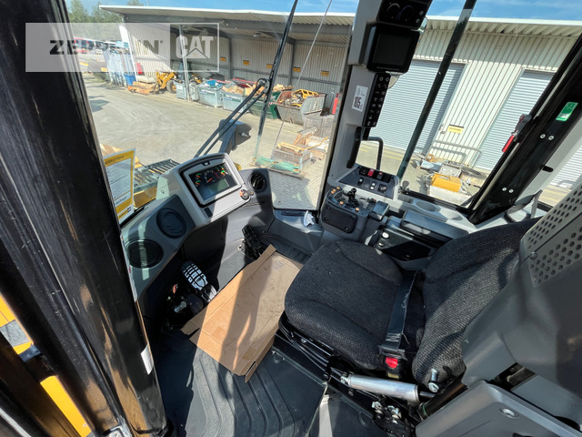 Kolový nakladač Cat 972MXE: obrázek 25