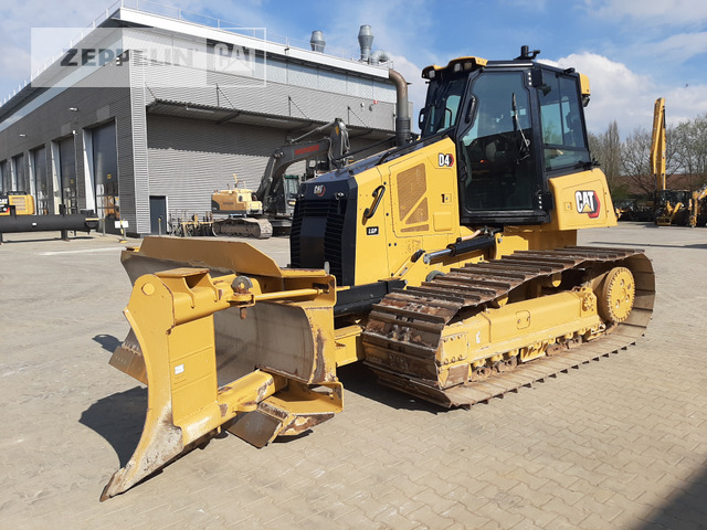 Cat D4-16A - Buldozer: obrázek 1 Cat D4-16A - Buldozer: obrázek 1
