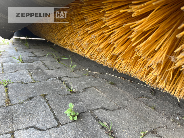 Cat Kehrmaschine BU118 - Zametač: obrázek 5 Cat Kehrmaschine BU118 - Zametač: obrázek 5