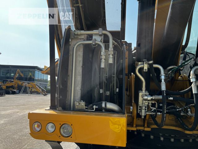 Kolesové rýpadlo Cat M318F: obrázek 19