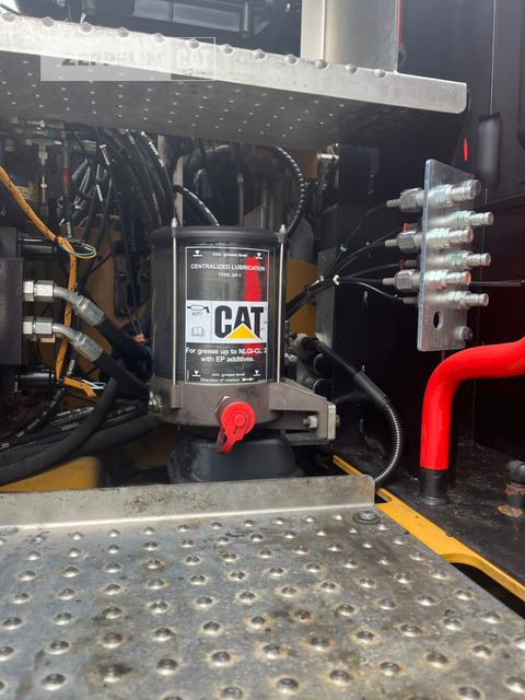Kolesové rýpadlo Cat M320F: obrázek 18