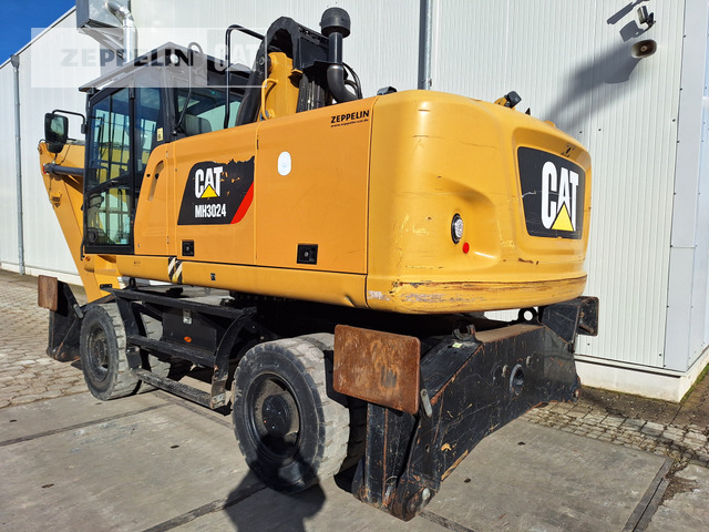 Cat MH3024 - Překládkové rypadlo: obrázek 3 Cat MH3024 - Překládkové rypadlo: obrázek 3