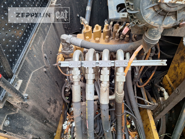Překládkové rypadlo Cat MH3026-06C: obrázek 28
