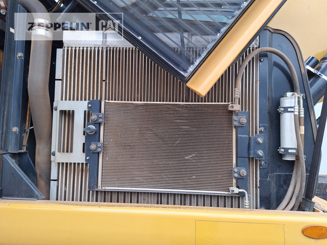 Překládkové rypadlo Cat MH3026-06C: obrázek 30