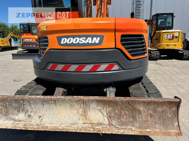 Doosan DX85R-3 - Mini rýpadlo: obrázek 4 Doosan DX85R-3 - Mini rýpadlo: obrázek 4
