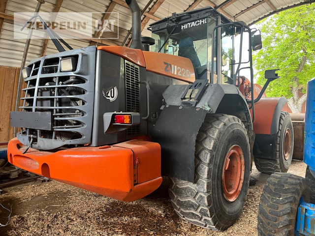 Hitachi ZW220 - Kolový nakladač: obrázek 3 Hitachi ZW220 - Kolový nakladač: obrázek 3