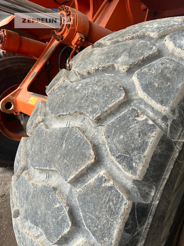 Hitachi ZW220 - Kolový nakladač: obrázek 5 Hitachi ZW220 - Kolový nakladač: obrázek 5