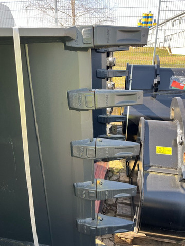 Komponenten TL1450 OQ70/55 - Lžíce na bagr pro Stavební technika: obrázek 2 Komponenten TL1450 OQ70/55 - Lžíce na bagr pro Stavební technika: obrázek 2