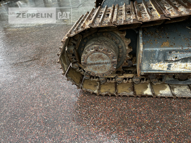 Pásové rýpadlo Liebherr R936NLC: obrázek 19