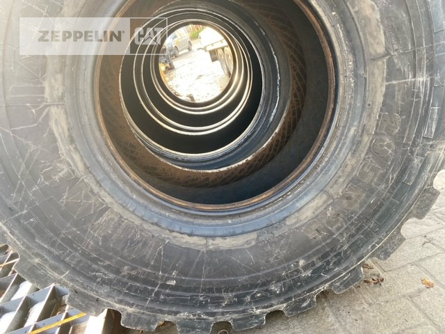 Michelin 4x 20.5R25XHA - Pneumatiky pro Stavební technika: obrázek 5 Michelin 4x 20.5R25XHA - Pneumatiky pro Stavební technika: obrázek 5