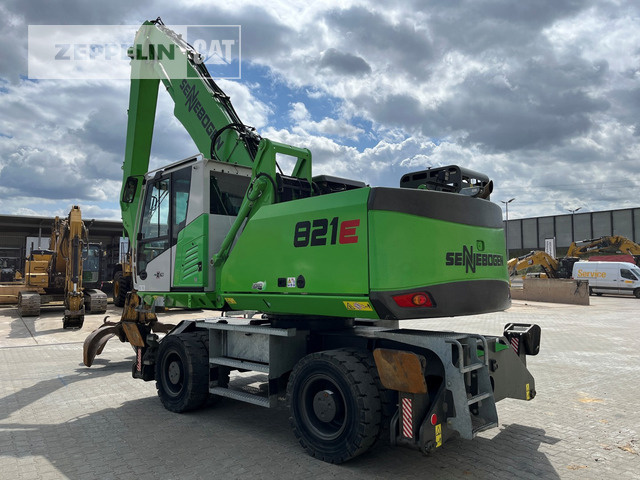 Sennebogen 821E - Překládkové rypadlo: obrázek 3 Sennebogen 821E - Překládkové rypadlo: obrázek 3
