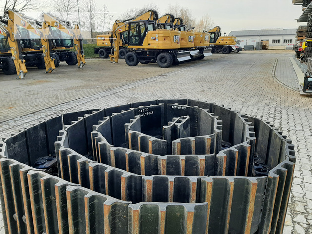 Sonstiges 325-07 Laufwerk 600m - Pásy pro Stavební technika: obrázek 4 Sonstiges 325-07 Laufwerk 600m - Pásy pro Stavební technika: obrázek 4