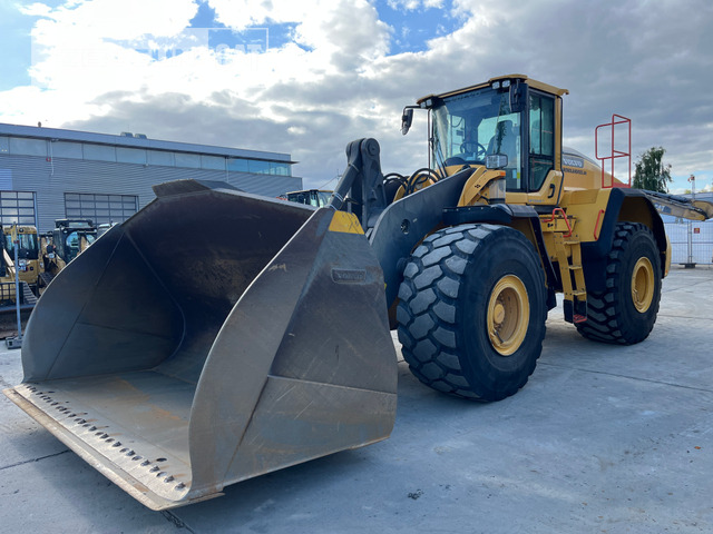 Volvo L220H - Kolový nakladač: obrázek 1 Volvo L220H - Kolový nakladač: obrázek 1