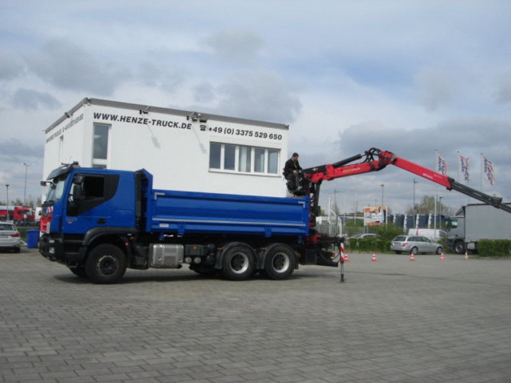Iveco TRACKER 260T50 6x4 3-Achs Kipper Heckkran Espilo - Sklápěč, Auto s hydraulickou rukou: obrázek 3 Iveco TRACKER 260T50 6x4 3-Achs Kipper Heckkran Espilo - Sklápěč, Auto s hydraulickou rukou: obrázek 3