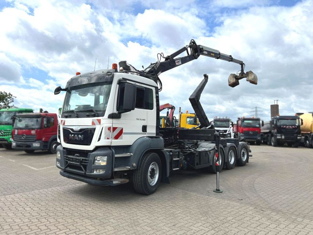 MAN TG-S 35.480 8x4 BL Abrollkipper mit Kran Penz-15 - Auto s hydraulickou rukou: obrázek 3 MAN TG-S 35.480 8x4 BL Abrollkipper mit Kran Penz-15 - Auto s hydraulickou rukou: obrázek 3