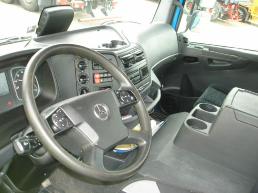 MERCEDES-BENZ Atego 1524 K  Absetzkipper TOP +Funkfernbed. - Ramenový nosič kontajnerov: obrázek 4 MERCEDES-BENZ Atego 1524 K  Absetzkipper TOP +Funkfernbed. - Ramenový nosič kontajnerov: obrázek 4