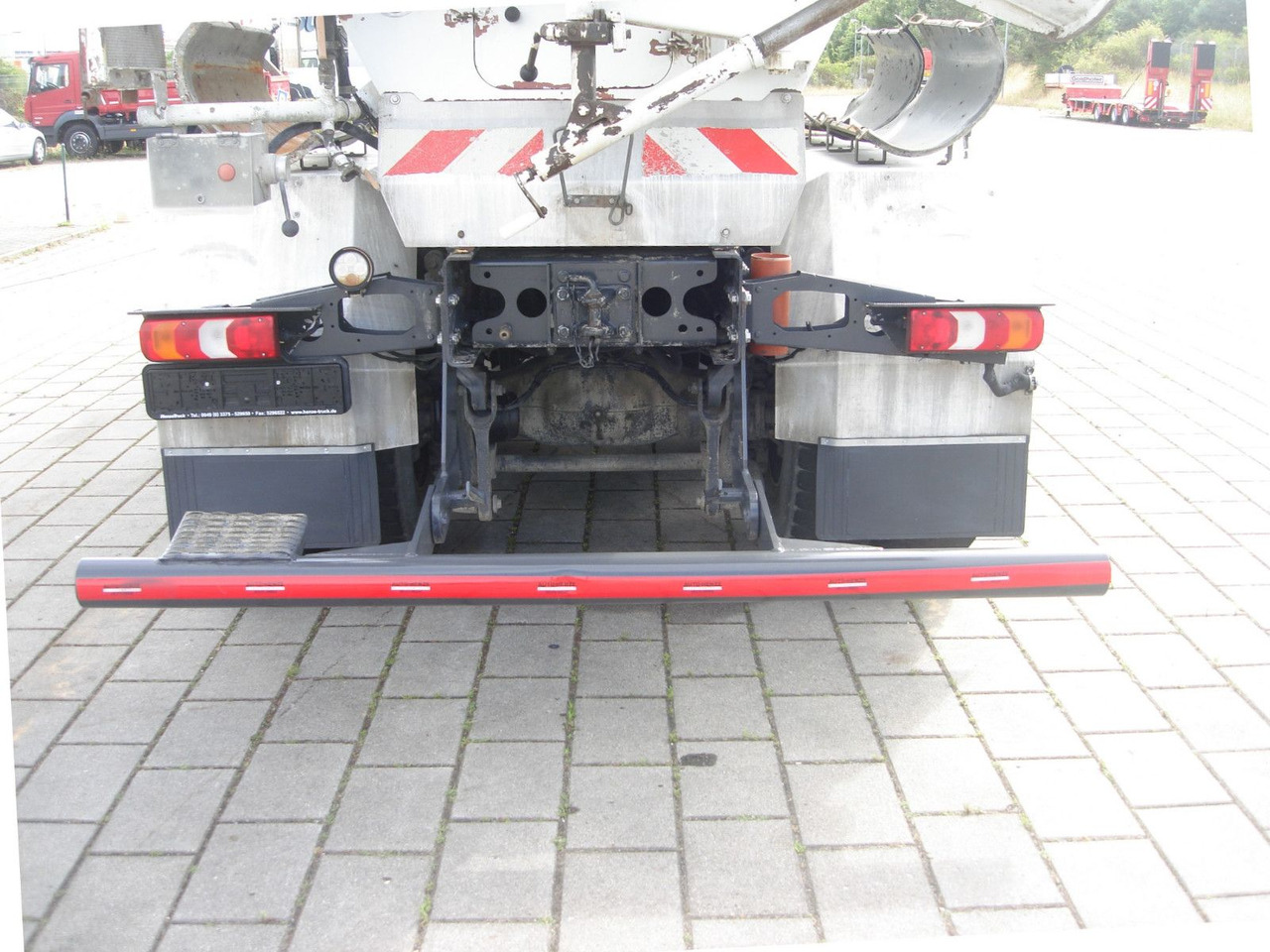Mercedes-Benz Arocs 3240 B 8x4 - Autodomíchávač: obrázek 5 Mercedes-Benz Arocs 3240 B 8x4 - Autodomíchávač: obrázek 5