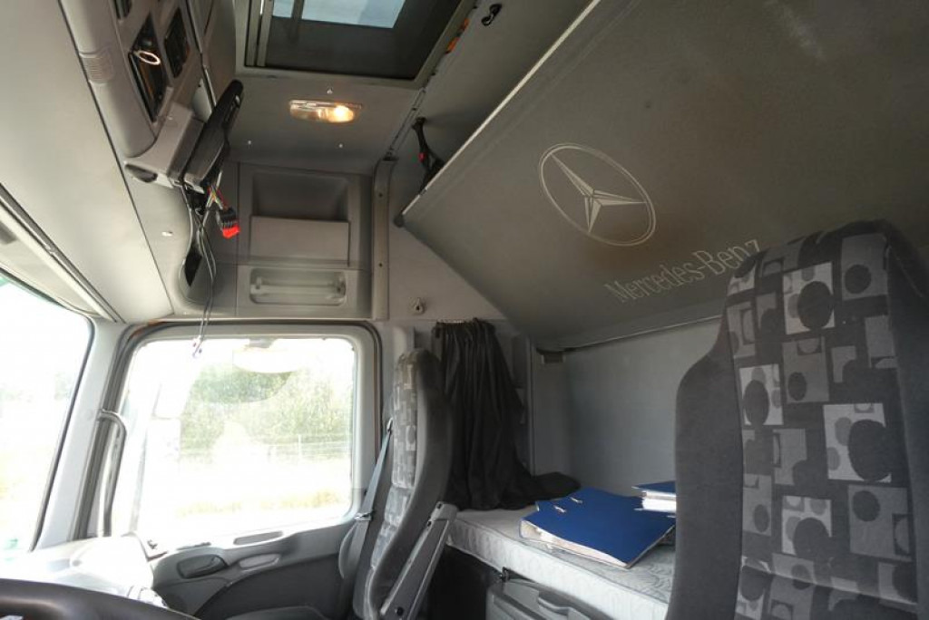 MERCEDES-BENZ Actros 4160 SLT 8x4 4 SZM TITAN -155to.-!! - Tahač: obrázek 3 MERCEDES-BENZ Actros 4160 SLT 8x4 4 SZM TITAN -155to.-!! - Tahač: obrázek 3