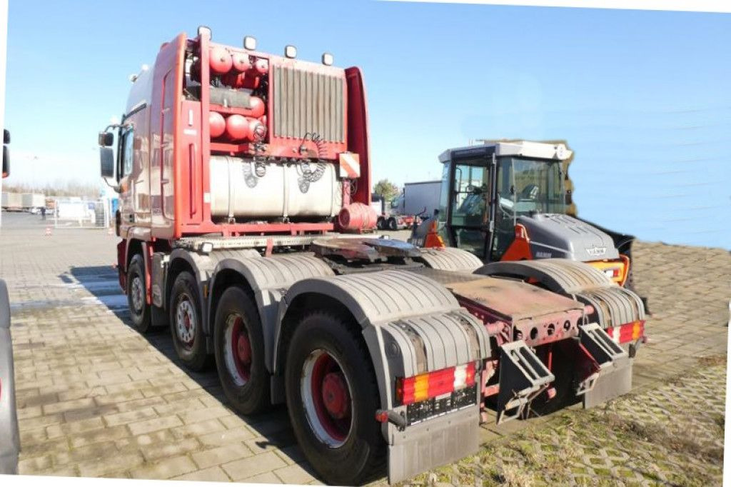 Mercedes-Benz Actros 4160 SLT 8x4/4 SZM TITAN -155to.-!! - Tahač: obrázek 4 Mercedes-Benz Actros 4160 SLT 8x4/4 SZM TITAN -155to.-!! - Tahač: obrázek 4