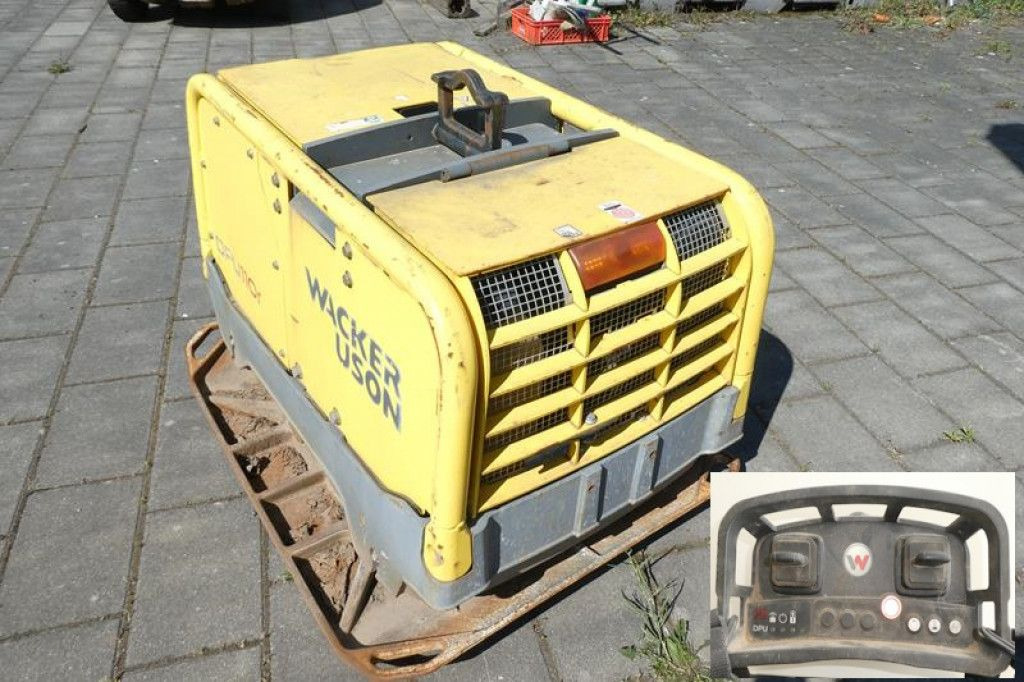 Wacker Rüttelplatte DPU 110rLem970 Baumaschine inkl. Fe - Vibrační deska: obrázek 1 Wacker Rüttelplatte DPU 110rLem970 Baumaschine inkl. Fe - Vibrační deska: obrázek 1